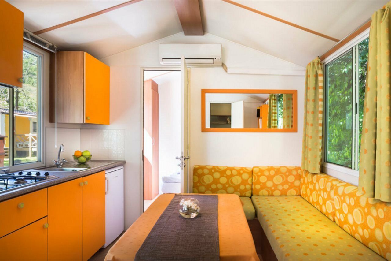 Holiday Resort Медвея Екстер'єр фото